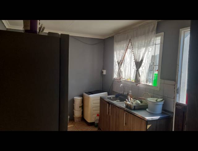 3 BEDROOM HOUSE FOR SALE IN GREENBURY
